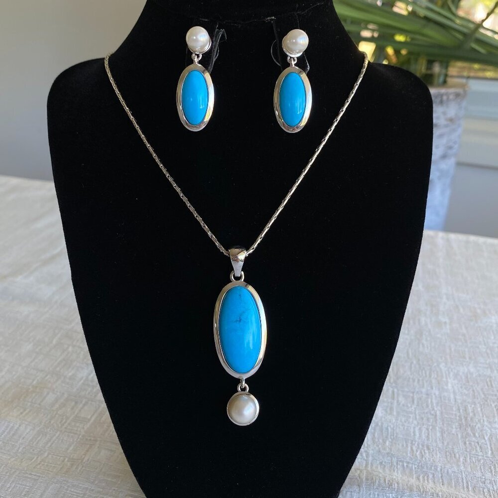 Butler Turquoise and Pearl Necklace & Earring Set NWOT